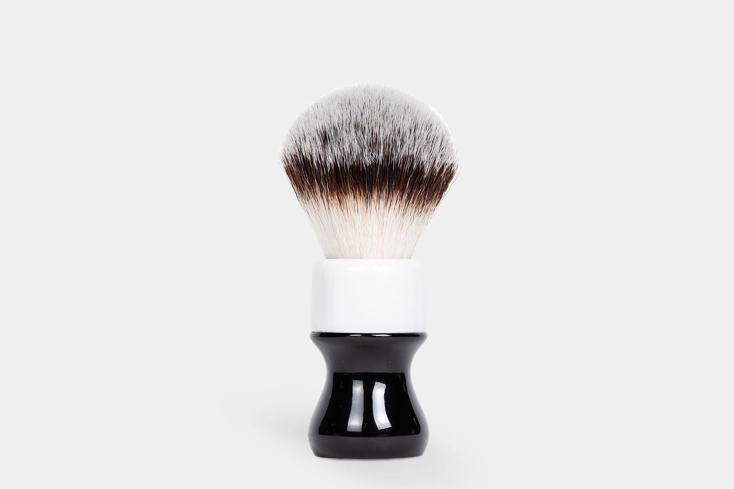 Noble Otter - Synthetic Shave Brush - Black/White - 26MM