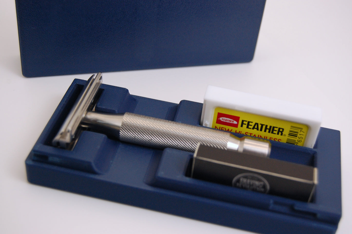 Universal Razor Travel Case