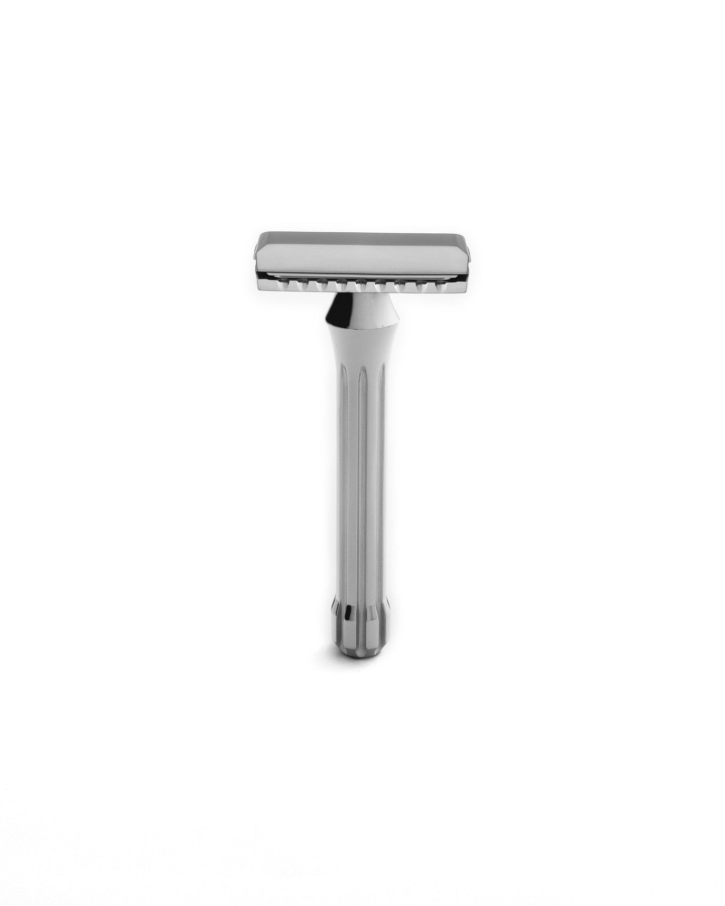 Blackbird double-edge safety razor in polished stainless steel with fluted handle and closed-comb head