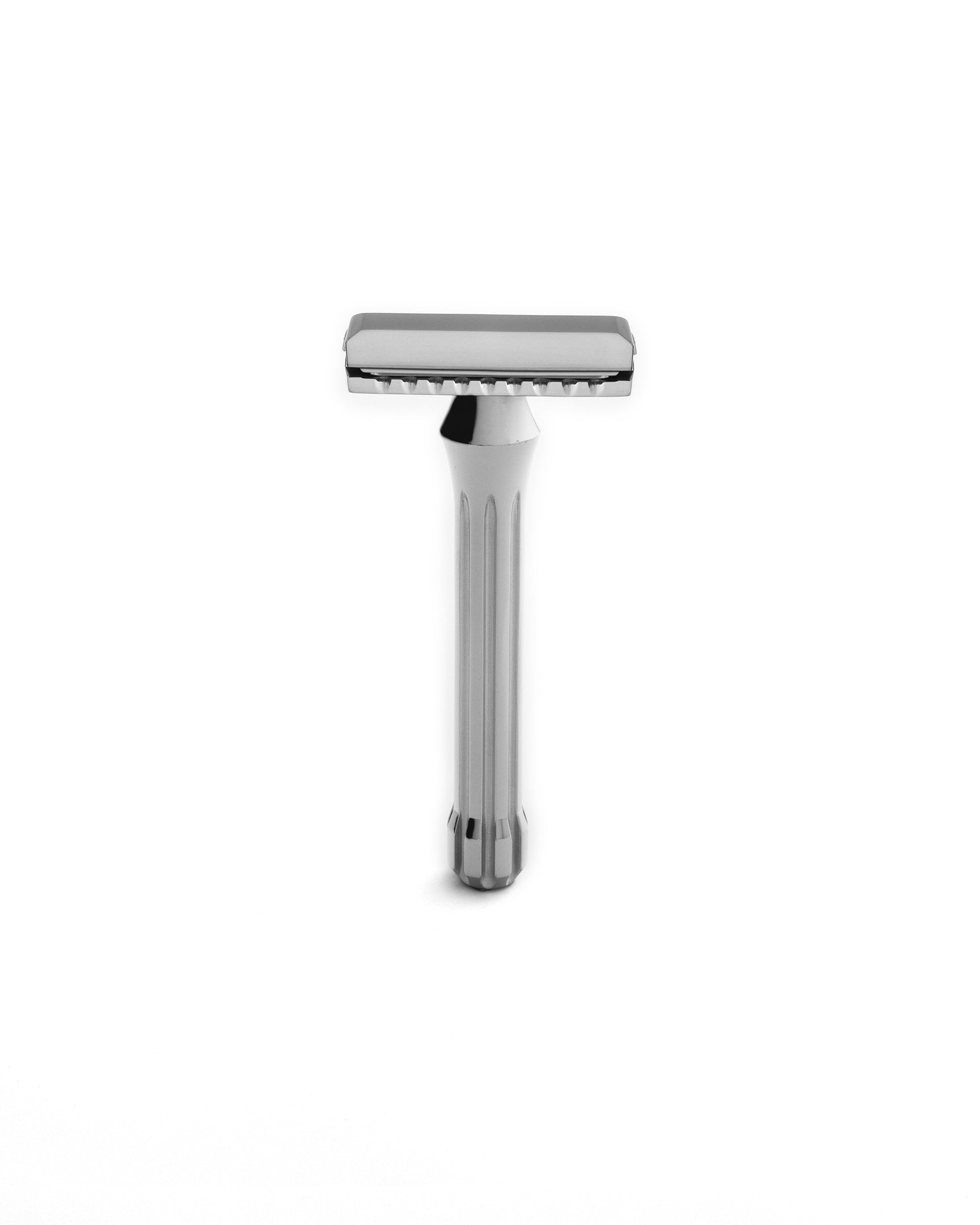 Blackbird double-edge safety razor in polished stainless steel with fluted handle and closed-comb head