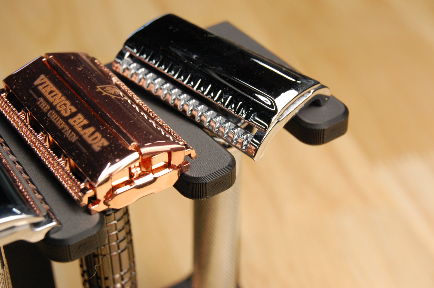 Razor Display Stand: Proudly Display your Collection